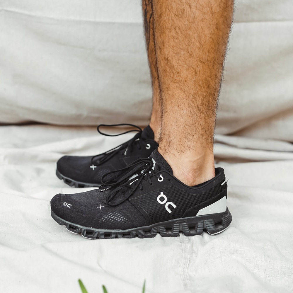 Men’s - Cloud X 3 On Running Black Shoes Sneakers Size 10